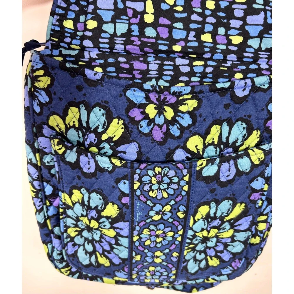 Vera Bradley Indigo Pop Hipster Crossbody Bag Blue Floral Quilted Cotton RETIRED